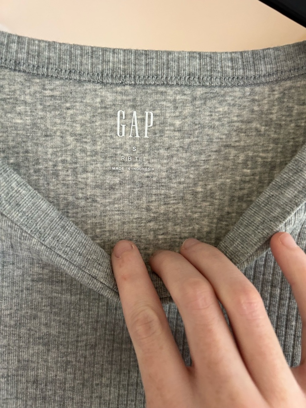 GAP Ribbed Gray Size Small Short Sleeve Tee - Picture 2 of 4
